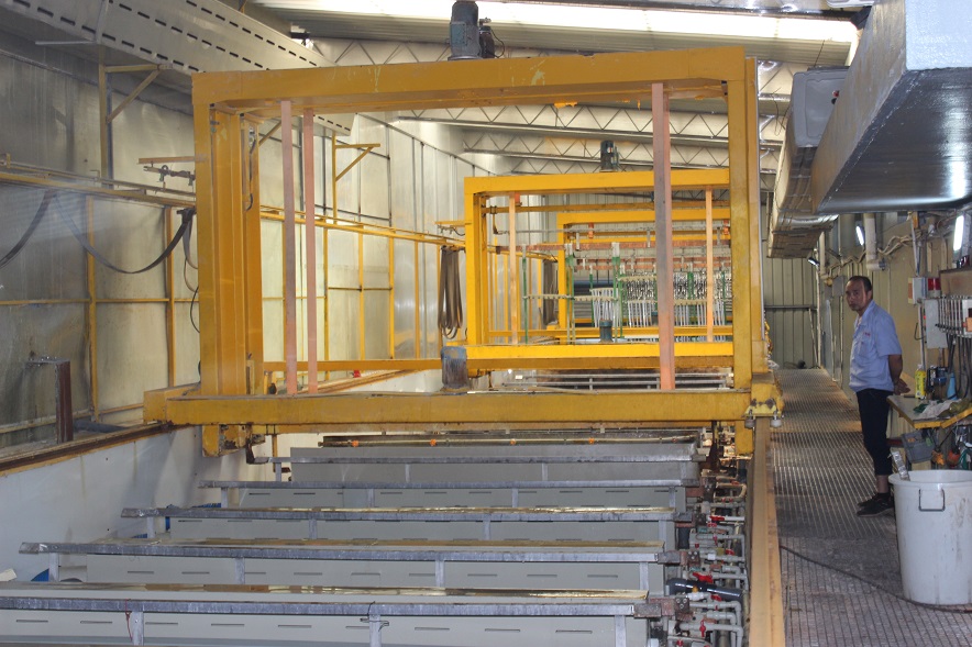 滾鍍工藝與掛鍍工藝優(yōu)缺點(diǎn)對(duì)比